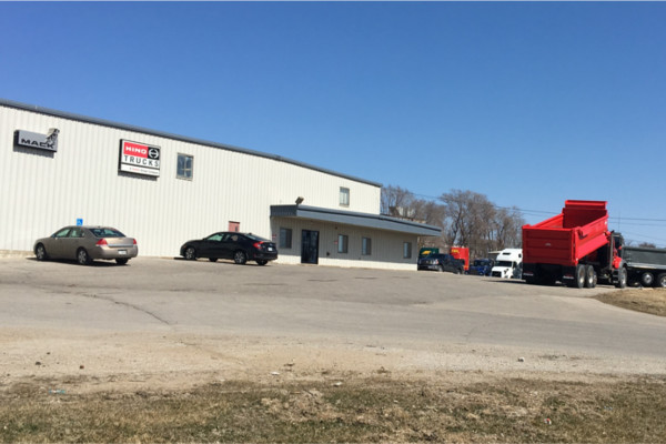GATR Truck Center on Cedar Rapids, IA