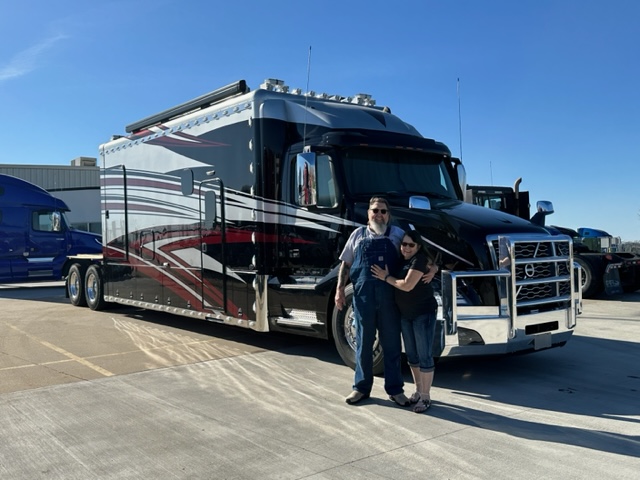 GATR Truck Center Customer Photos